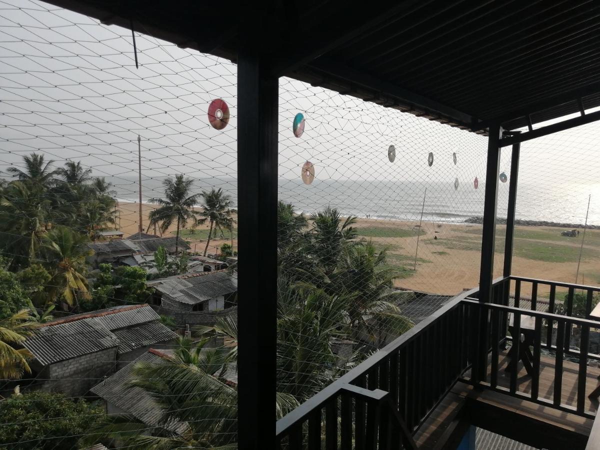 Le Petit Hotel & Restaurant Negombo Buitenkant foto